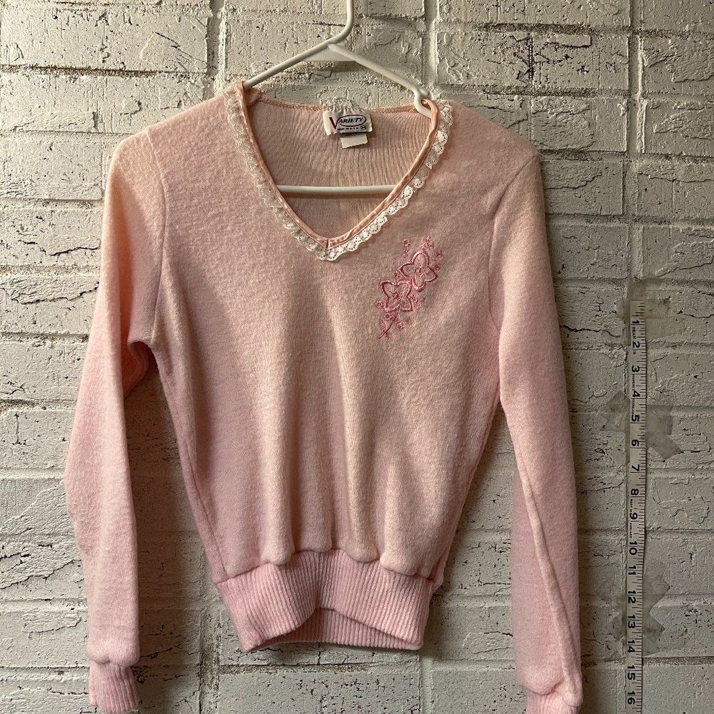 Vintage Variety Baby Pink 60s Barbiecore Embroidered Sweater M